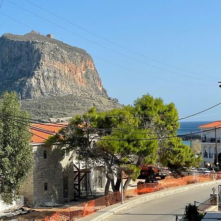 Stone Ship View Guest House Monemvasía Exterior foto